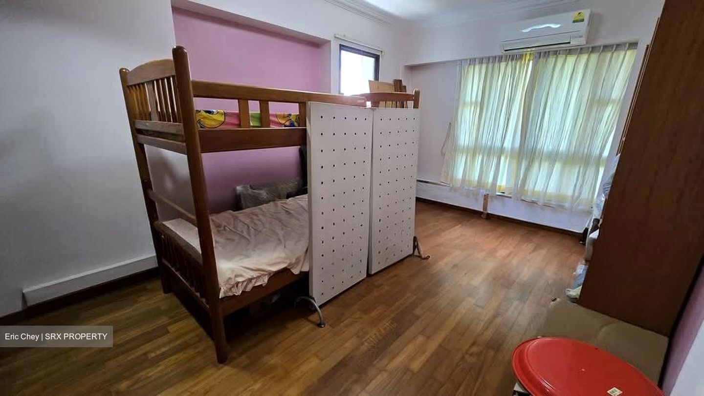Blk 289B Bukit Batok Street 25 (Bukit Batok), HDB Executive #580274031